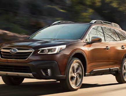 What Features Come Standard on a 2022 Subaru Outback?