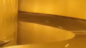 Tunnel optical illusion