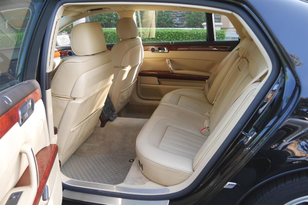 Rear seat legroom of the 2004 Volkswagen Phaeton W12 Premier Sedan