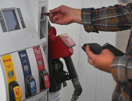 Consumer Reports Warns Against Using Gas Credit Cards to Save Money at the Pump