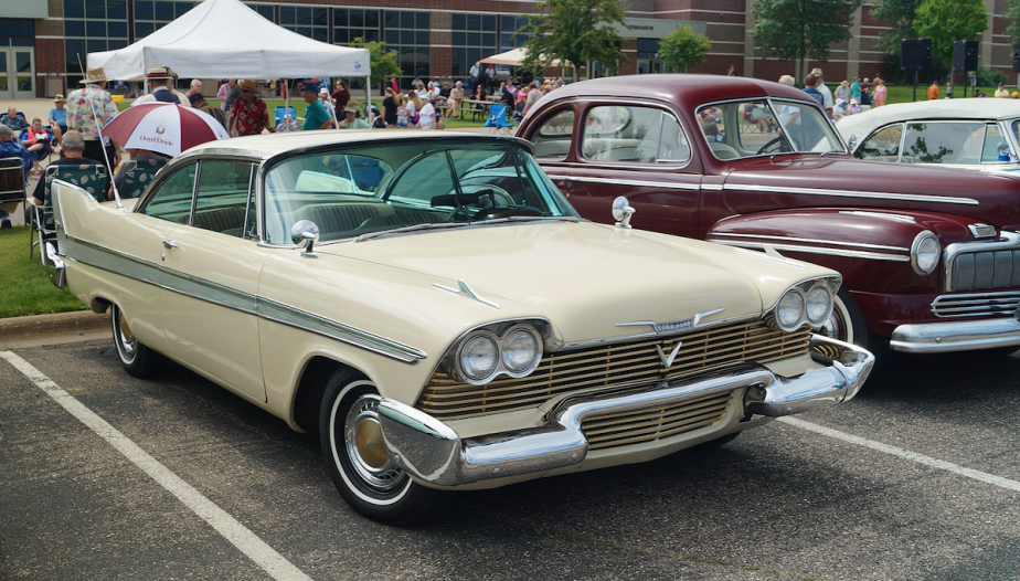1959 Plymouth Fury in creme at a car show