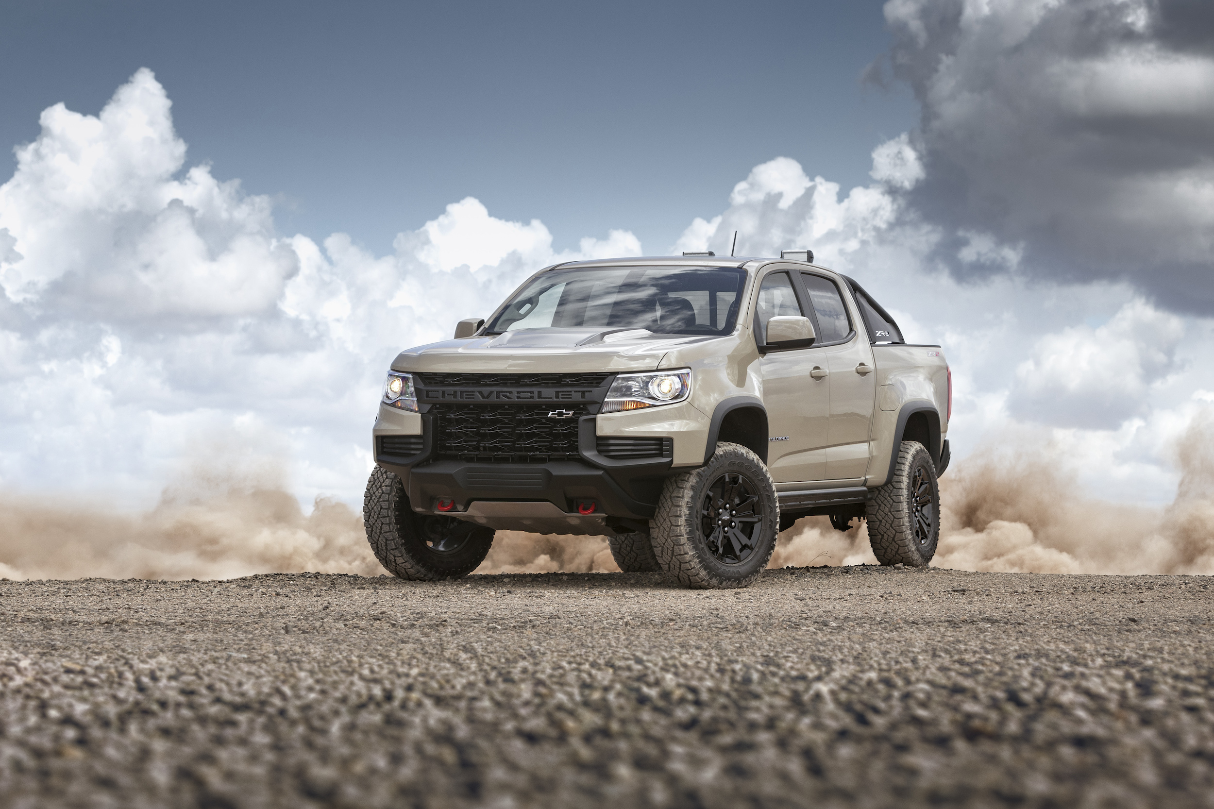 A 2022 Chevrolet Colorado ZR2 driving in the dirt