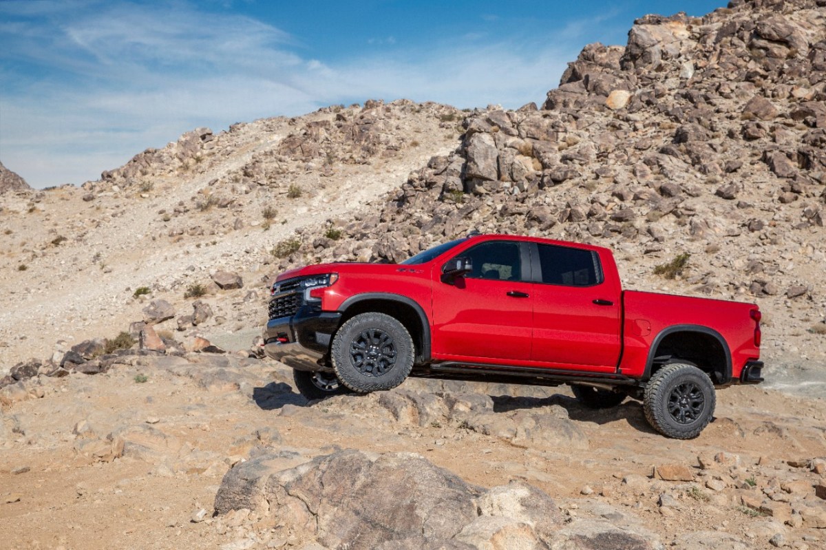 The 2022 Chevy ZR2 is Chevy's current top-dog off-road truck. Can it compete with the Toyota TRD Pro? 
