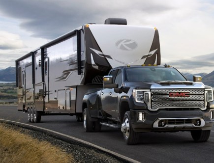 Should Your GMC Sierra 3500 HD Be a Dually?