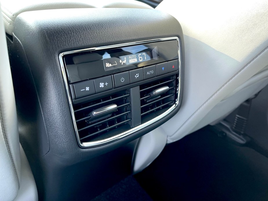 2022 Mazda CX-9 rear seat vents