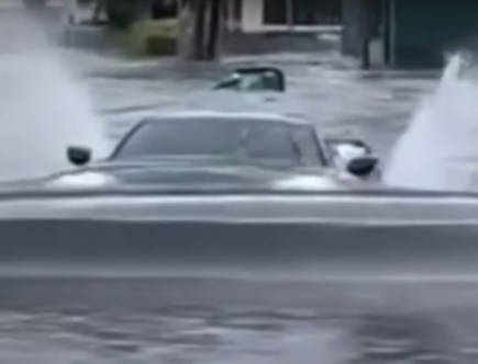 Corvette Drives on a Flooded Florida Street Like a Submarine