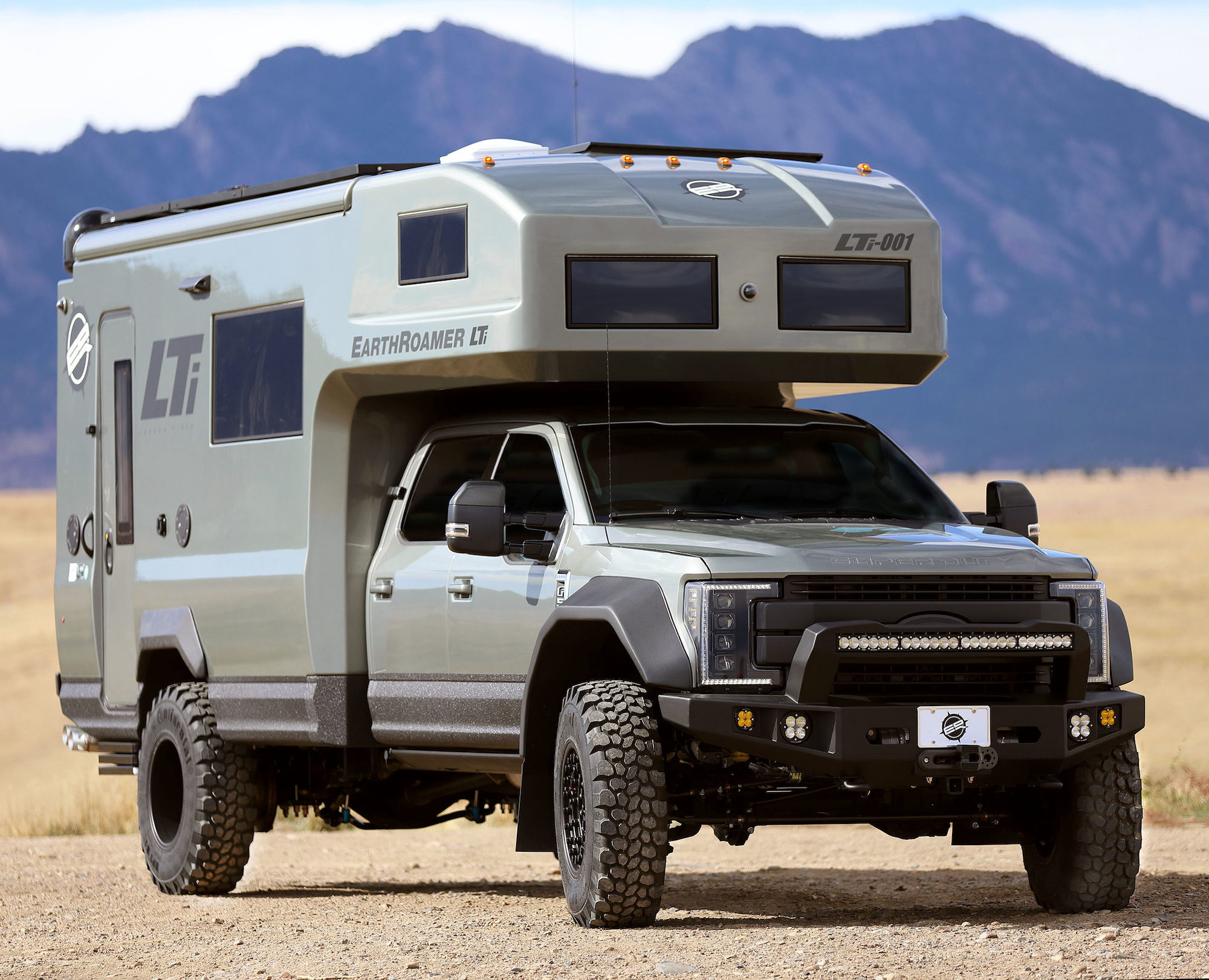 An overland vehicle, the EarthRoamer LTi in the desert.