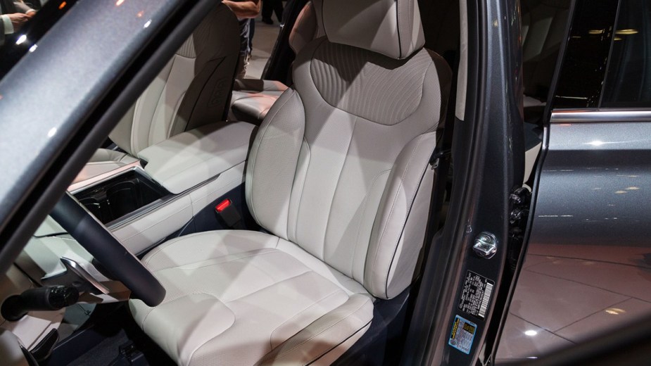 The Ergo Motion Driver's Seat keeps you alert while driving the Palisade