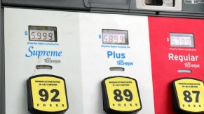 Gas prices remain high across the country