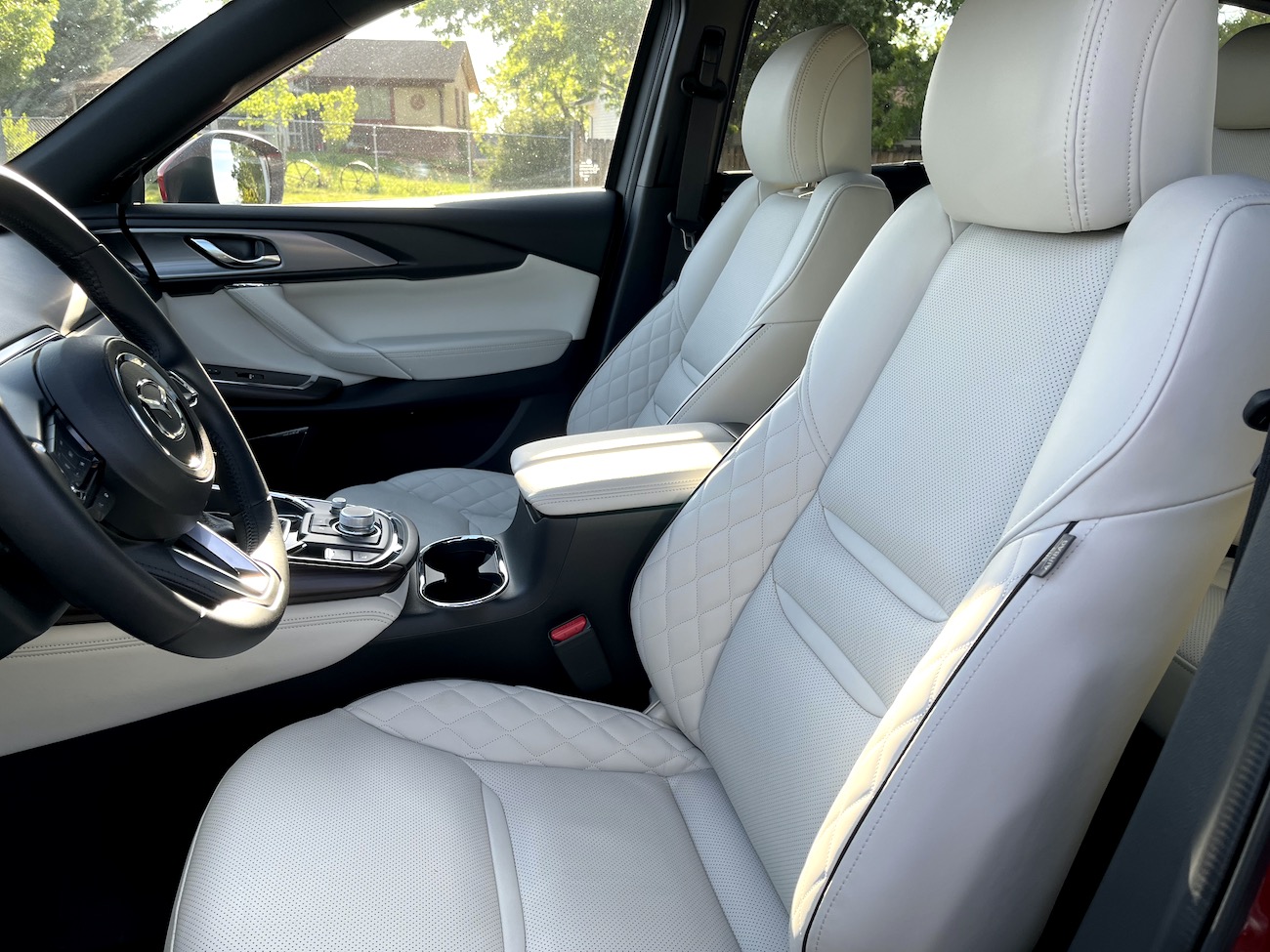 2022 Mazda CX-9 front seats