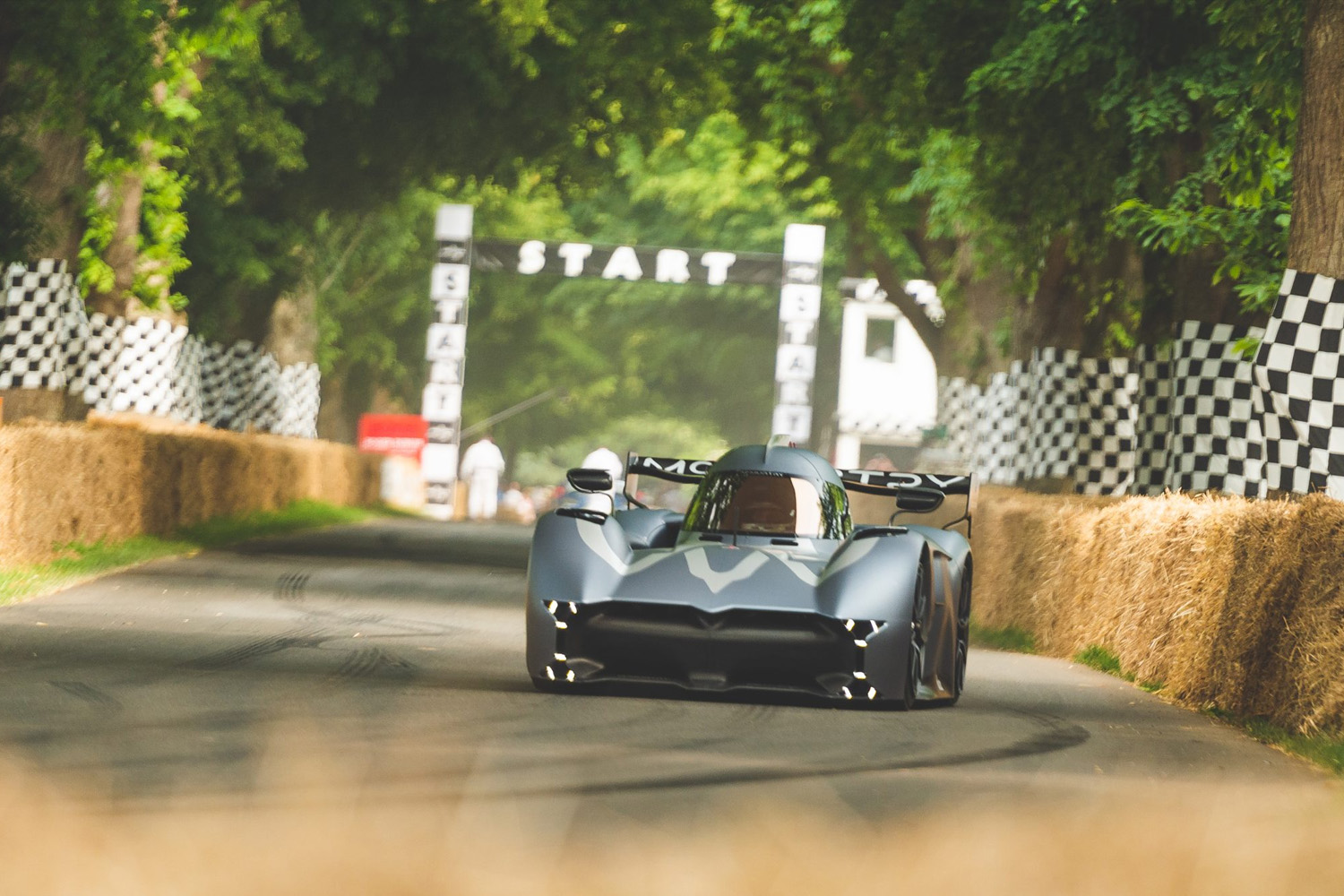 McMurty Speirling Electric EV Hypercar Shortly After Starting the Goodwood Festival of Speed ​​Course