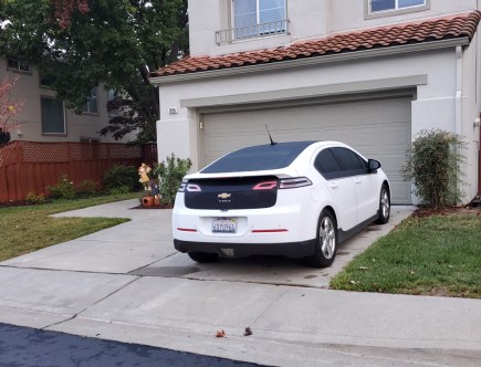 Should You Let Someone Charge an Electric Vehicle at Your House?
