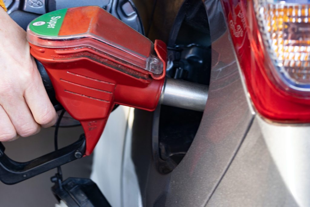 Can You Really Fit More Gasoline Into Your Fuel Tank When It’s Cold?
