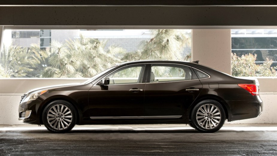 a 2014 hyundai equus, completely the same as the 2015 model, a luxurious and spacious sedan