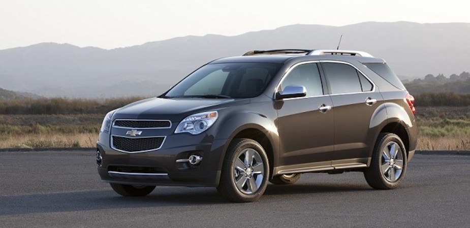 2015 Chevrolet Equinox recall is a mess. Here is a stock image on the 2015 Chevy Equinox 