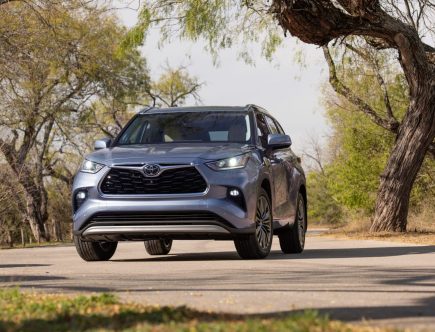 Toyota Highlander Owners Are Satisfied With Everything But the Price