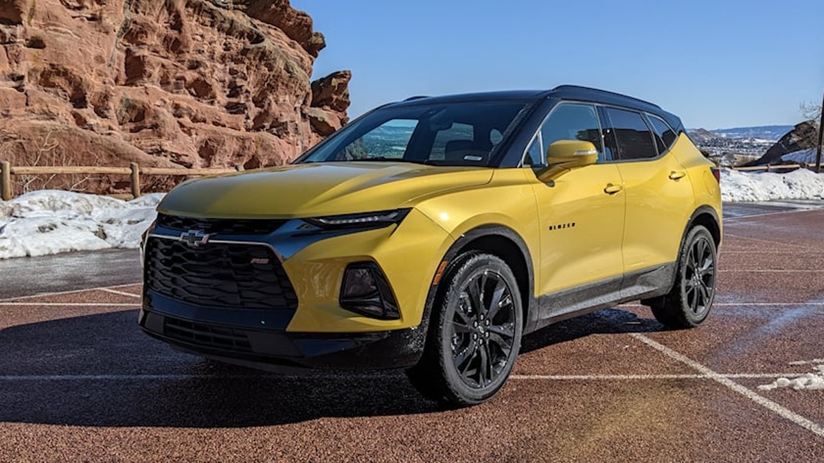 This gold-colored 2023 Chevy Blazer RS SUV gives you more of what you want in this vehicle