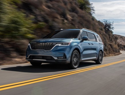 Does the 2023 Kia Carnival Offer More Utility Than the 2023 Kia Telluride?
