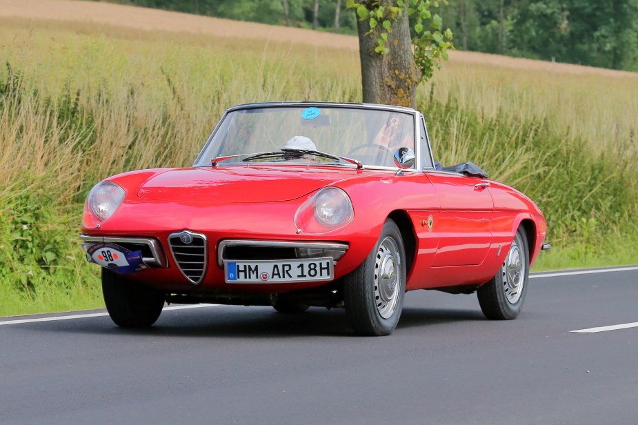 The Alfa Romeo Duetto shows off its classic good looks.