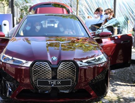 4 Reasons to Buy a BMW iX, Not a Tesla Model X