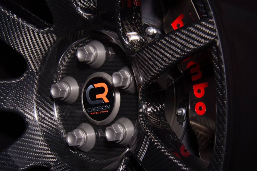 carbon fiber wheel