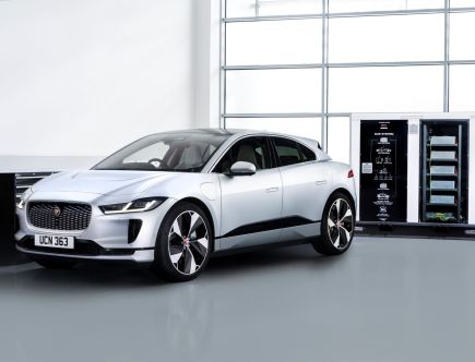 3 Reasons to Buy a 2022 Jaguar I-Pace, Not a Genesis GV60