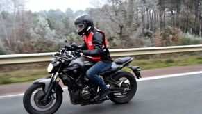 Motorcycle licenses how old age, motorcycle license application