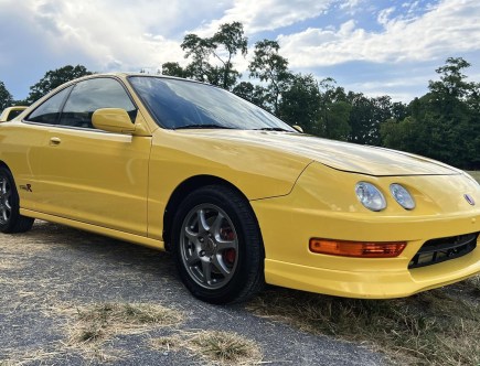 48k-Mile Integra Type R Just Sold for a Far More Reasonable Price Than You’d Expect