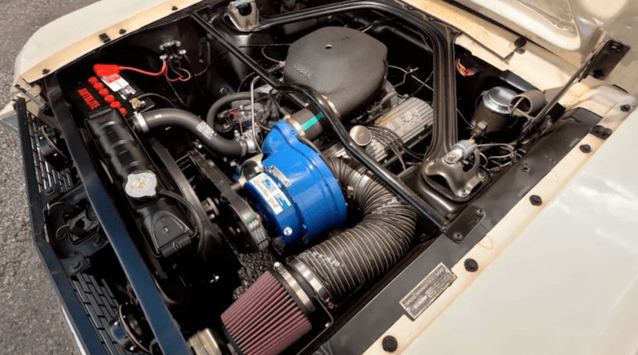Shelby GT350-H Mustang engine