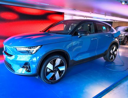 4 Advantages the 2022 Volvo C40 Recharge Has Over the BMW i4