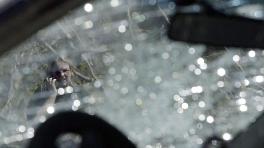 3 Ways to Prevent Your Windshield From Spontaneously Breaking
