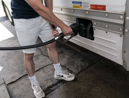 U-Haul or Penske: Which Trucks Get Better Gas Mileage to Save You on Your Next Move