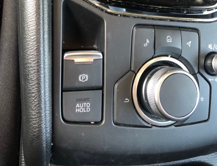 You Could Be Using Your Car’s Parking Brake Wrong