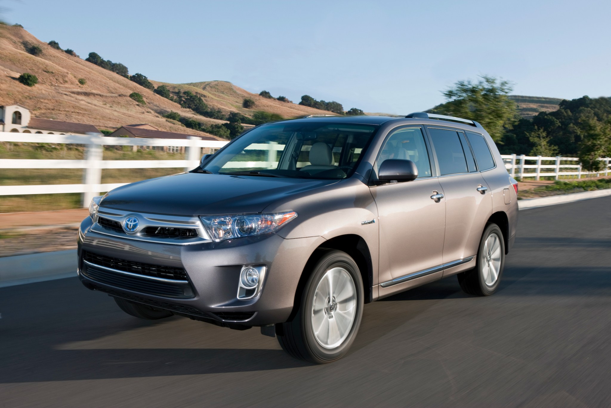 KBB's 5 Best Used Hybrids and Electric Cars Under 20,000