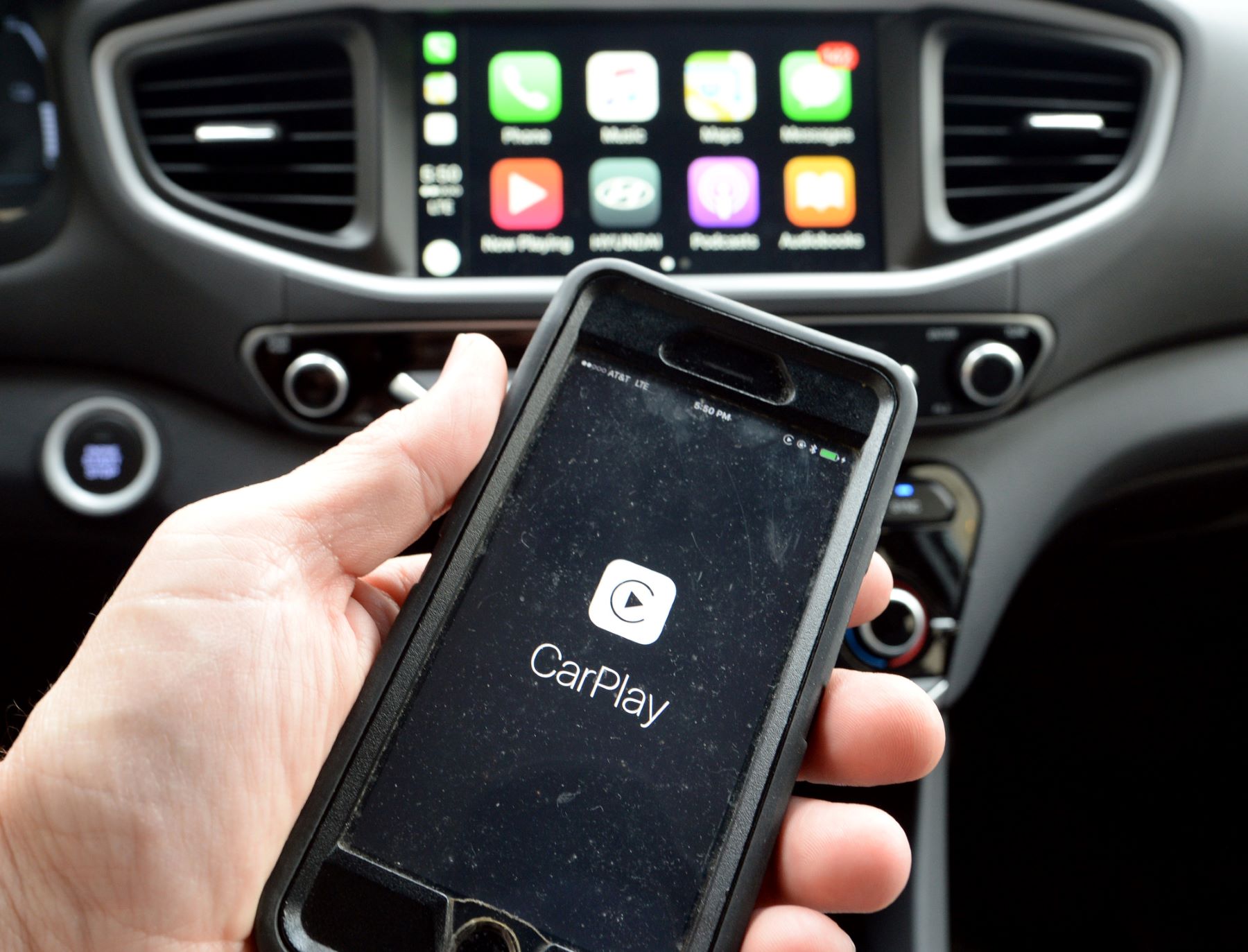 Apple CarPlay is being used through an iPhone smartphone in a 2017 Hyundai Ioniq