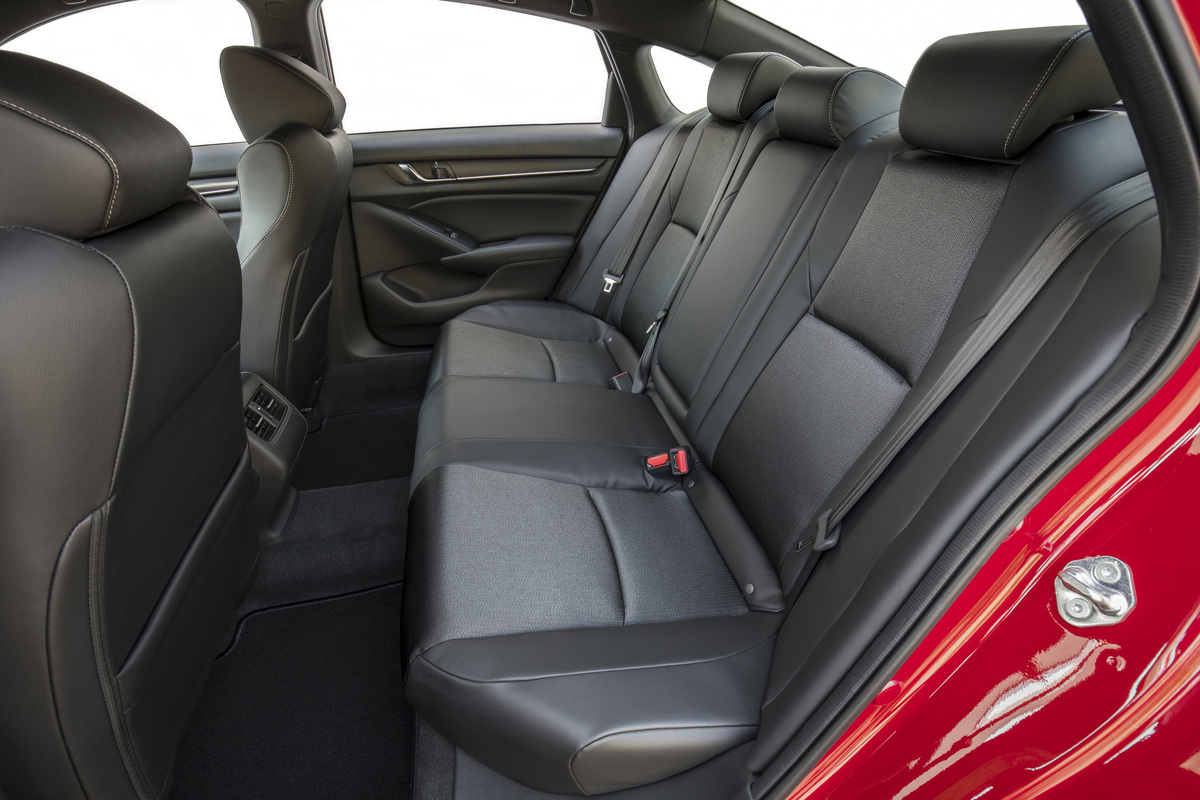 2022 Dodge Challenger vs. Honda Accord Which Car Has a Bigger Backseat?