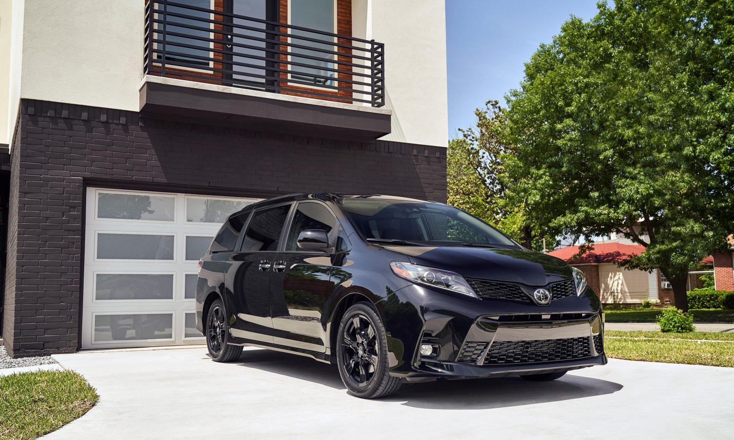 2020 Sienna Nightshade