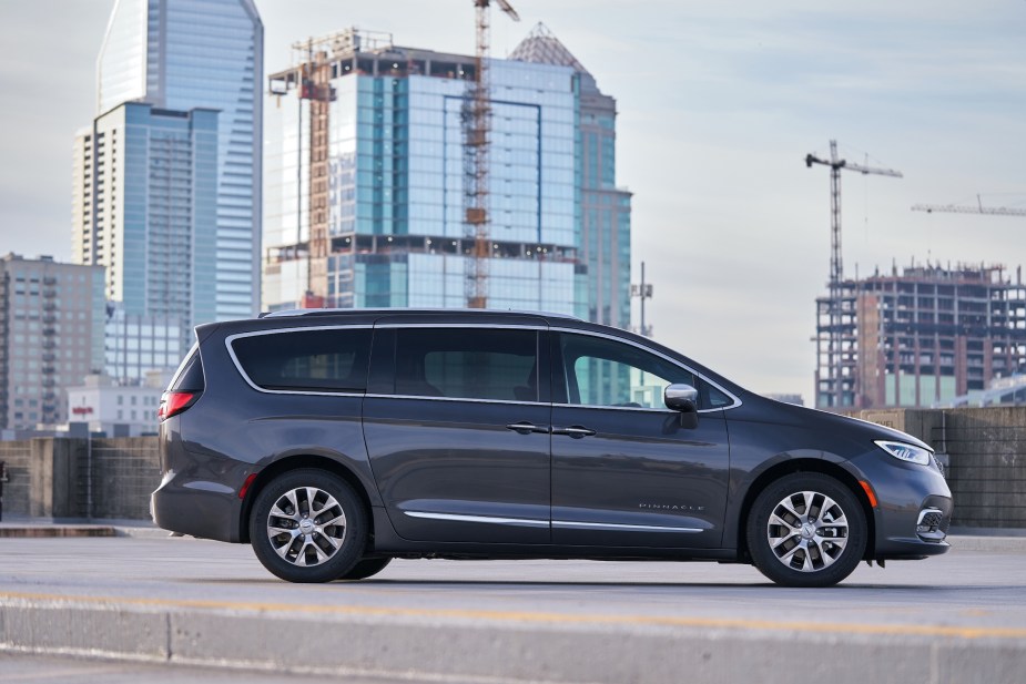 How reliable is the 2022 Chrysler Pacifica? Do minivans in general have a good reliability rating?