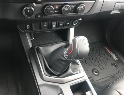 5 Advantages to Owning a Manual Transmission Pickup Truck