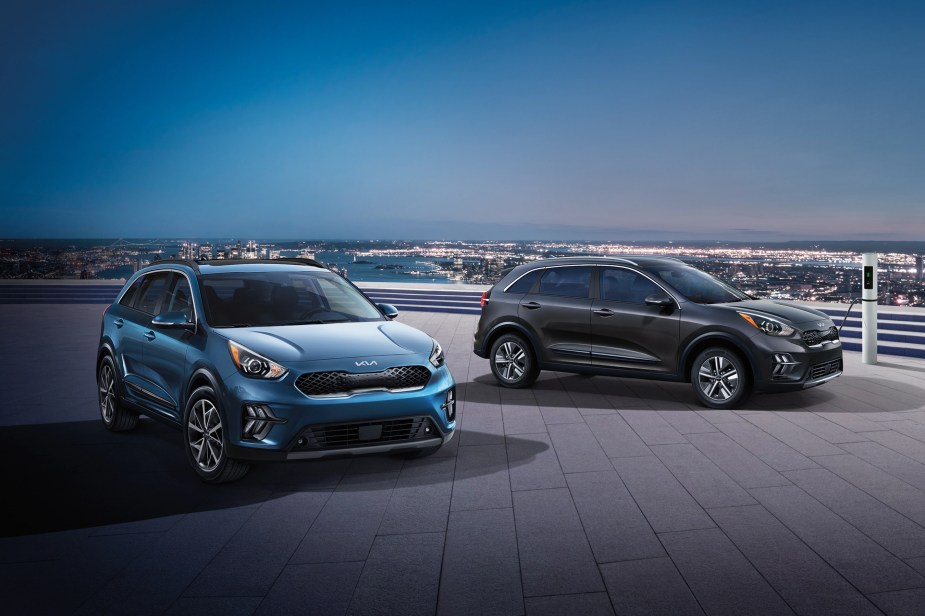 A pair of 2022 Kia Niro small SUVs parked side by side. The only small SUV with sales up over 25%. 