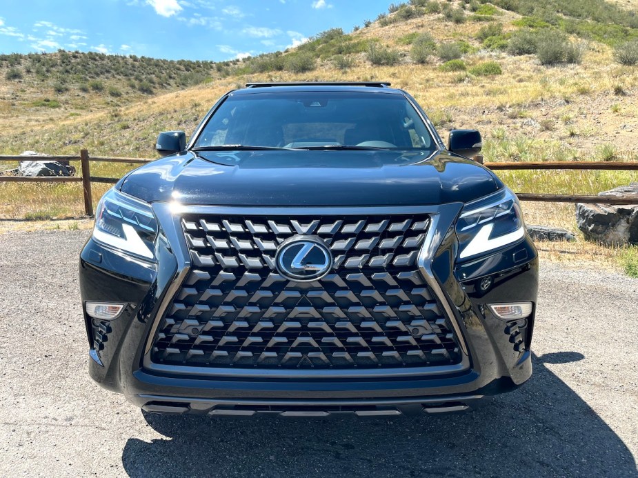 The front grille on the 2022 Lexus GX 460