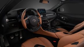 2023 GR Toyota Supra Apple CarPlay