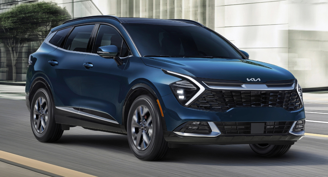 The 2023 Kia Sportage Hybrid Is the Best Budget Hybrid Small SUV