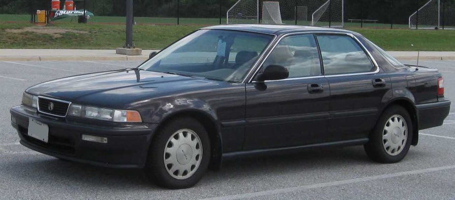 A front view of the Acura Vigor
