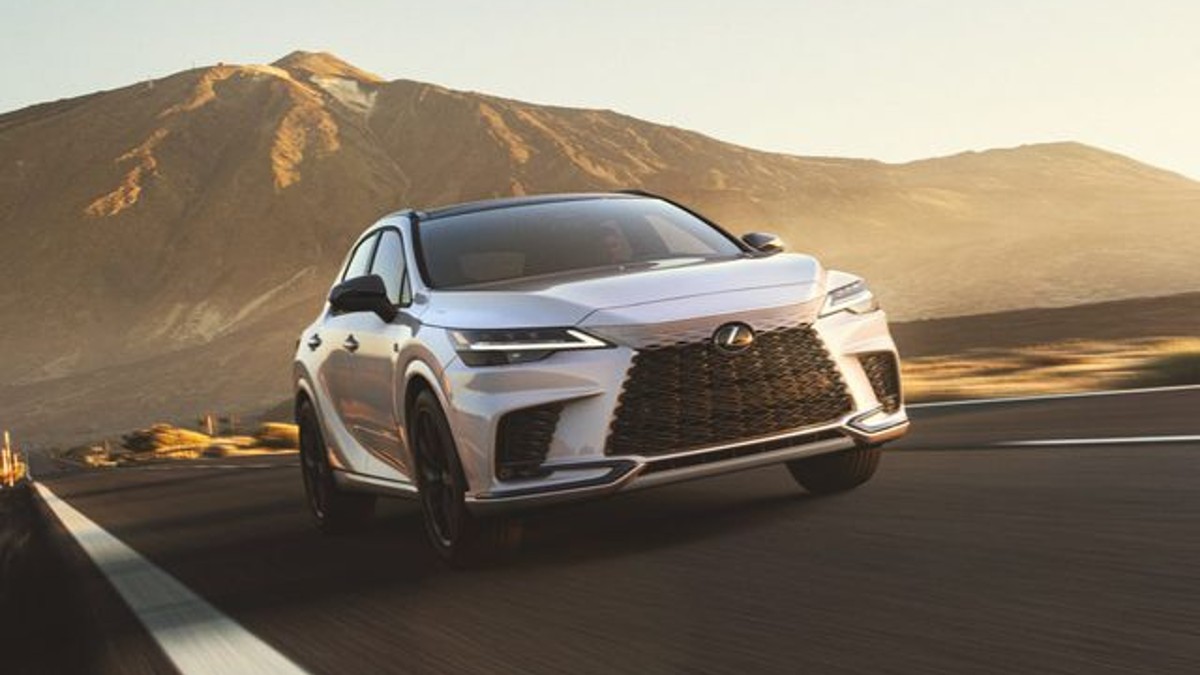 The 2023 Lexus RX could be a performance bargain when it hits dealers in late 2022. 