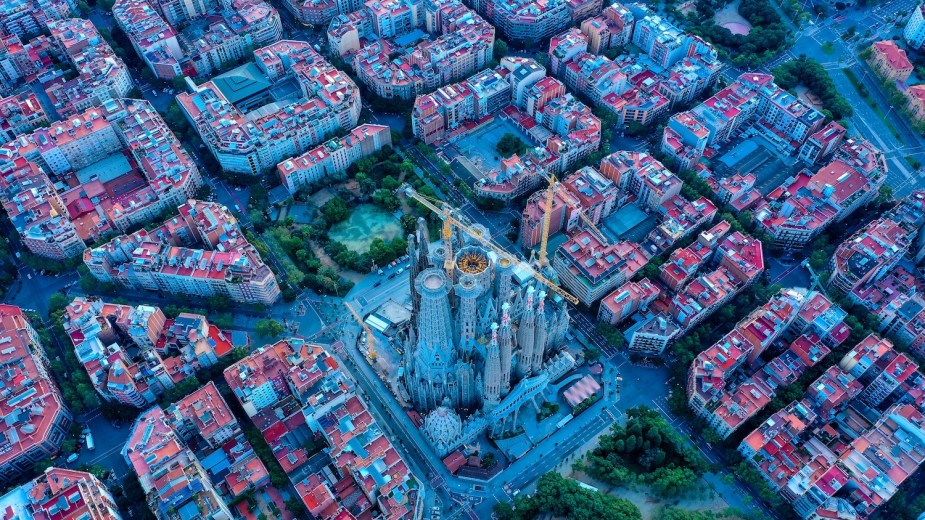 A cathedral and series of city blocks in Barcelona.