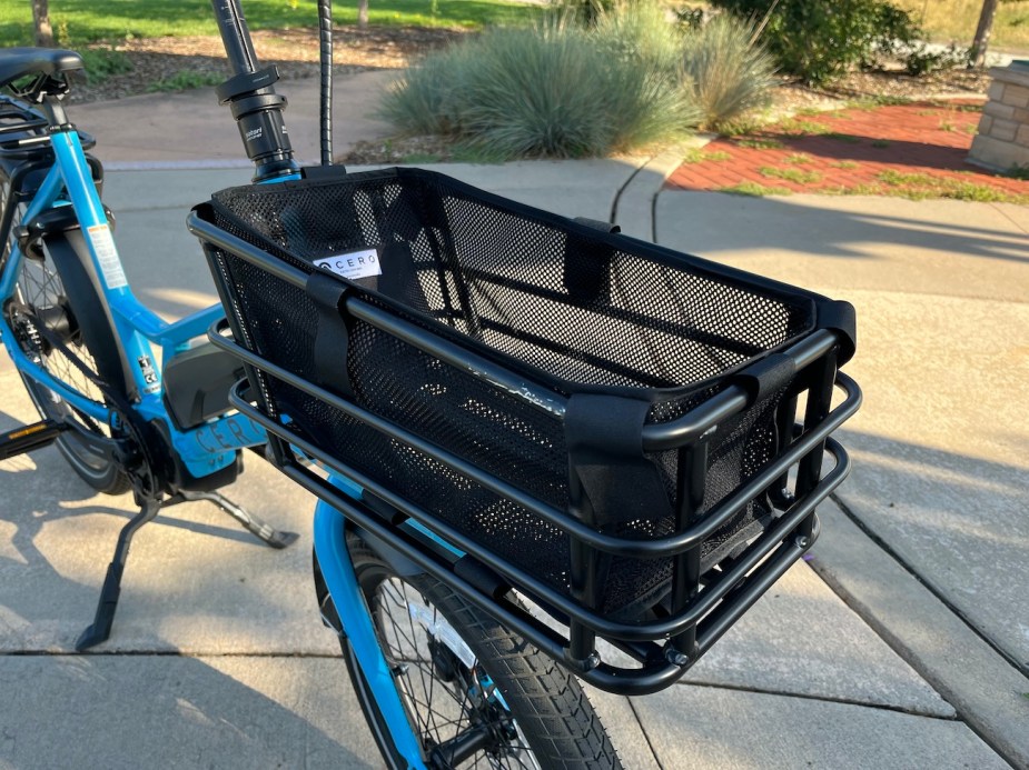 The Cero One e-bike has a front basket that can hold a good amount of cargo.