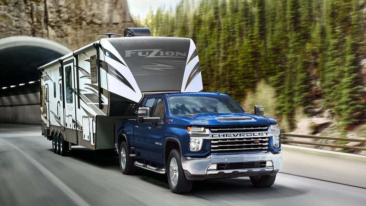 Which Truck Uses More Fuel While Towing Hybrid or Diesel?