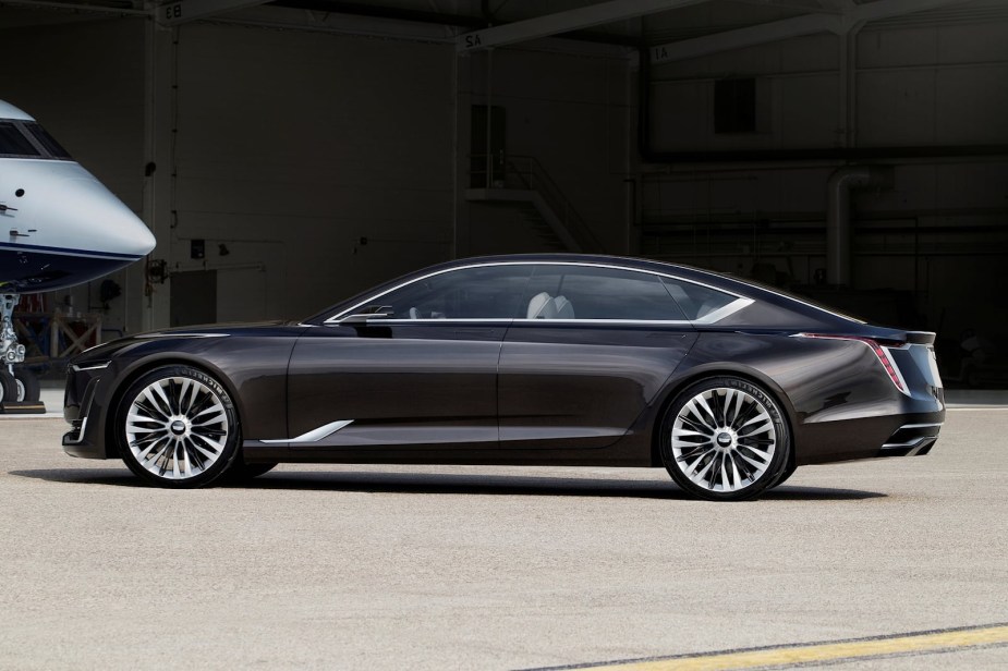 Early Cadillac Escala