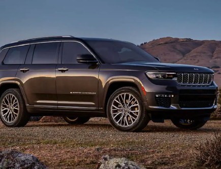 Cherokee vs. Explorer: The Two Best-Selling American SUVs are leading sales